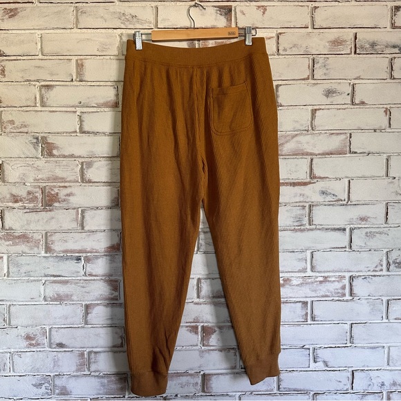 Aerie waffle joggers with pockets sizes medium - Picture 4 of 7